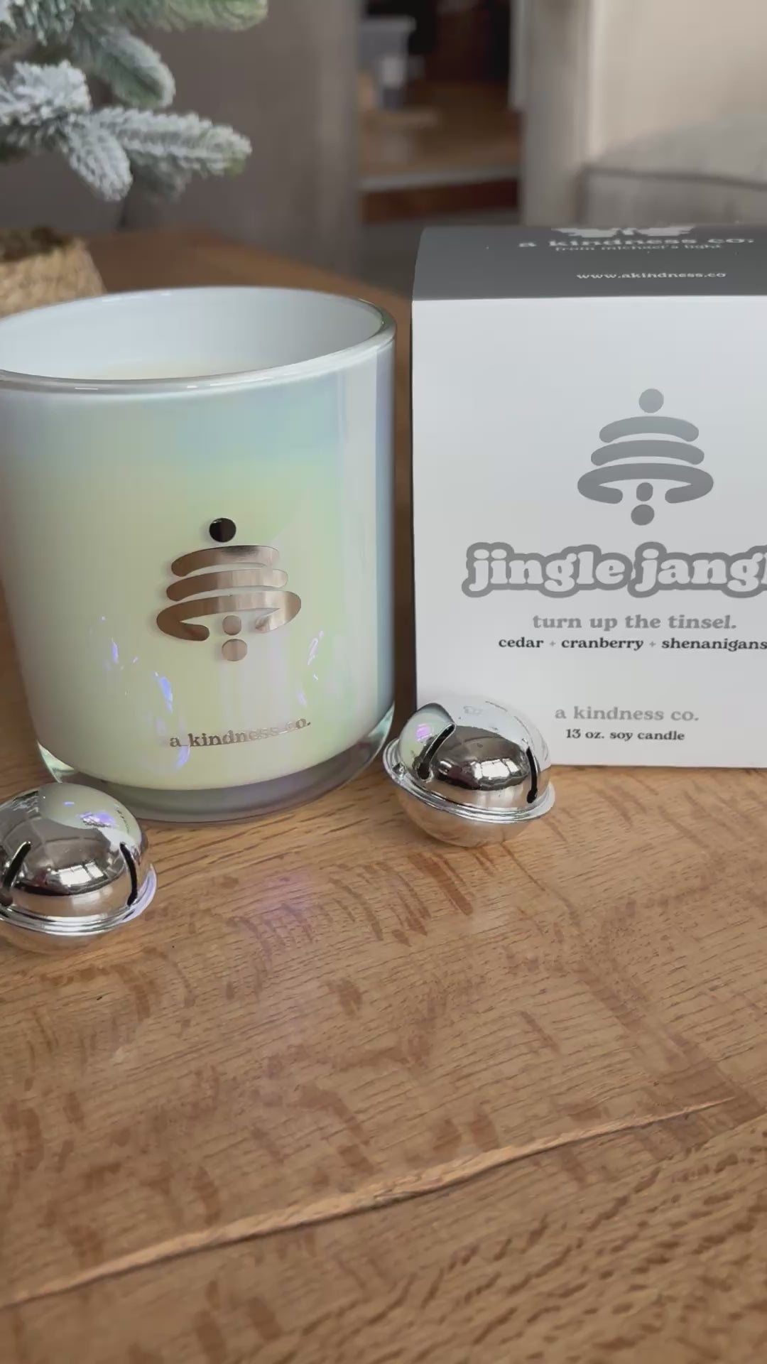 jingle jangle wood wick candle