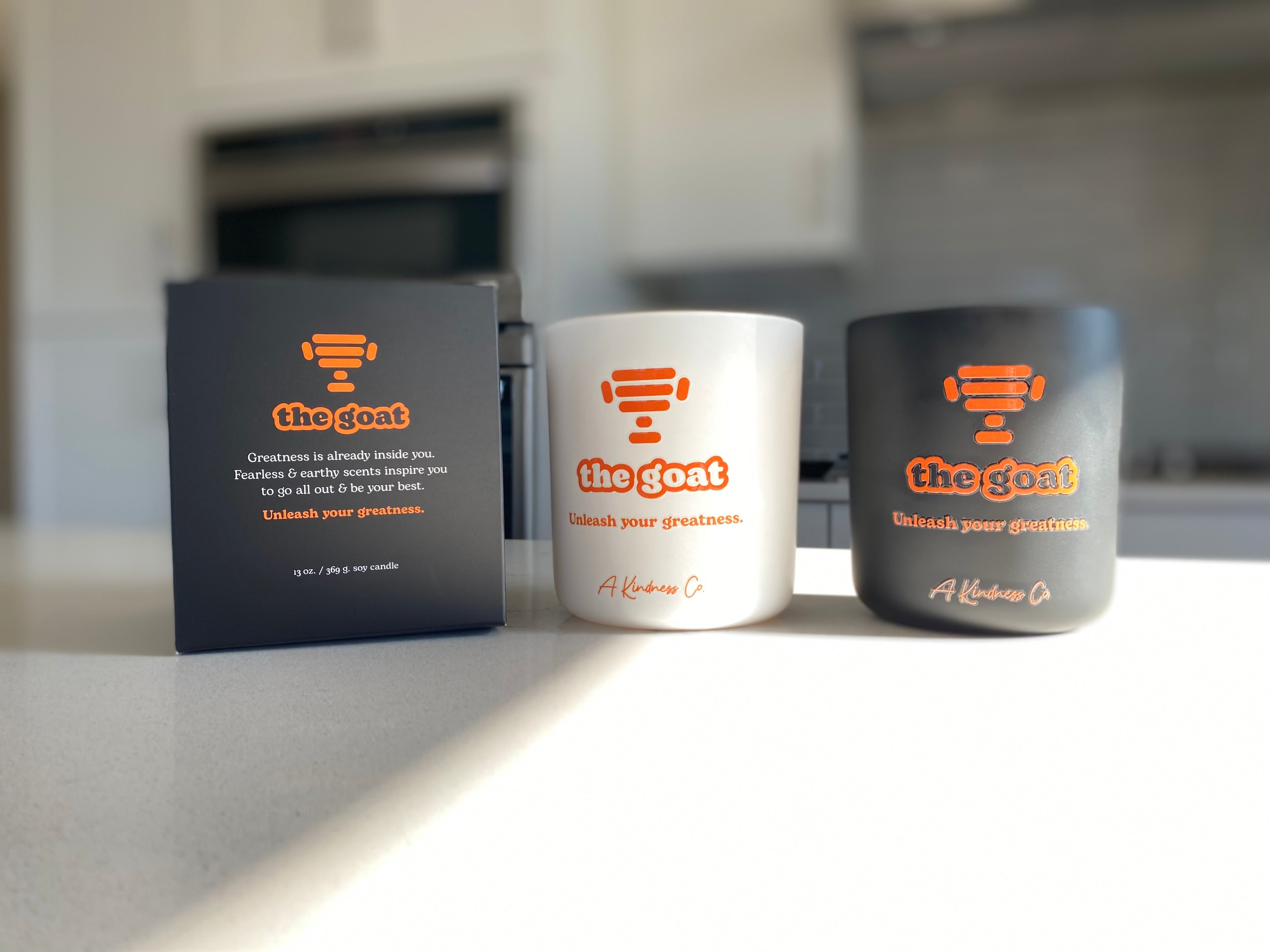 the goat 2-wick candle OG